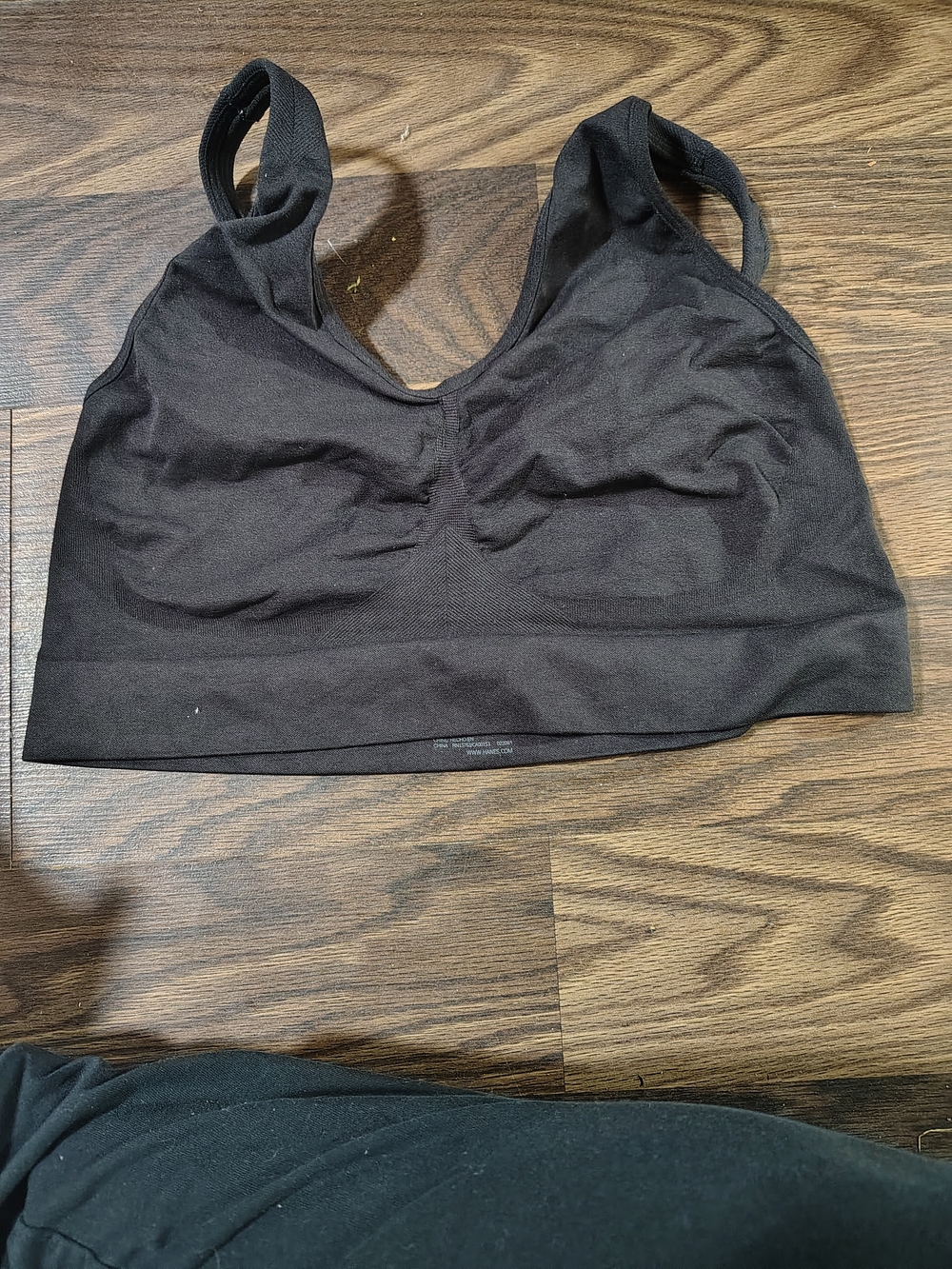Hanes Black Seamless Wireless Comfort Bra
